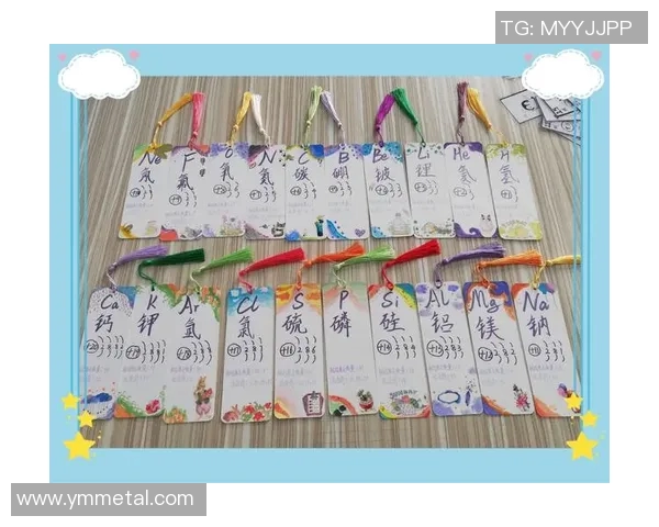 足球明星卡片收藏橱窗展示珍稀卡片与历史瞬间品味